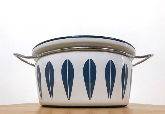 Image 1 of Casseruola vintage anni '60-'70 Cathrineholm of Norway in smalto a forma di loto