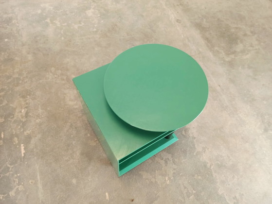 Image 1 of Vintage postmodern bijzettafeltje, groen