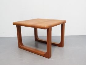Tavolino da caffè vintage danese in teak massiccio / Niels Bach | 5517 – Bach (Niels), Tavolini da caffè (photo 12 of 40)