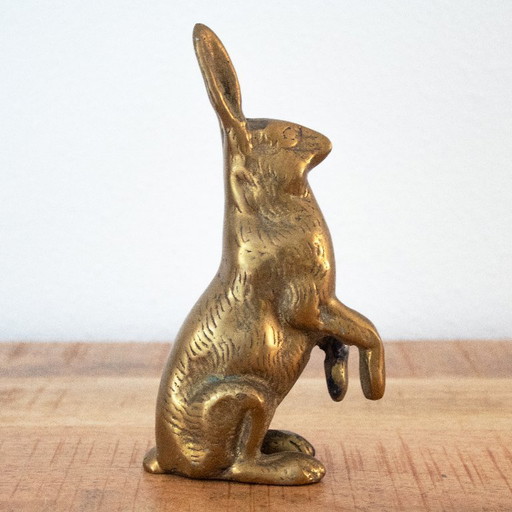 Figura de liebre vintage de metal macizo color latón: estilo de mediados de siglo, década de 1960.