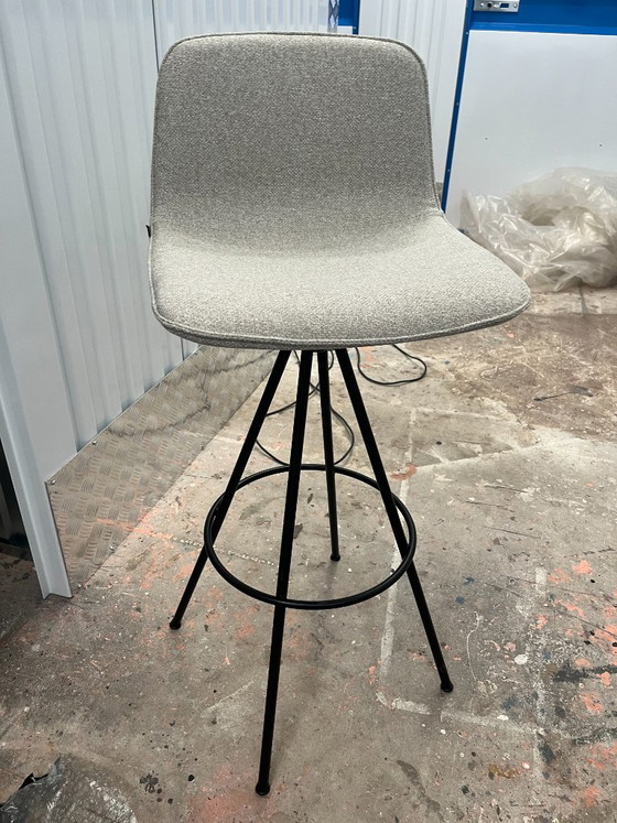Inclass Barstools 4 pieces, light grey textile with black metal base, Modern (photo 2 of 7)
