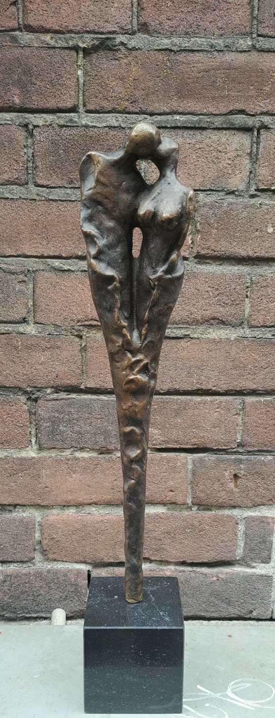 Image 1 of Innamorato, statua in bronzo su piedistallo