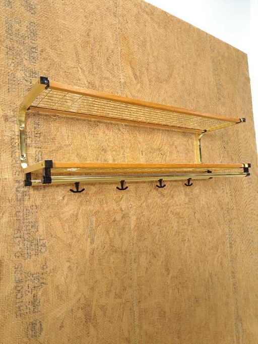 Porte-manteau Habo de Suède, couleur or et bois, n° 15