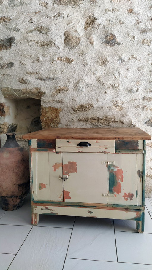 Handelsmeubelen - laag eiland