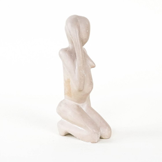 Image 1 of Sculpture en pierre représentant une figure féminine, de style moderniste, années 1980, réalisée au Danemark
