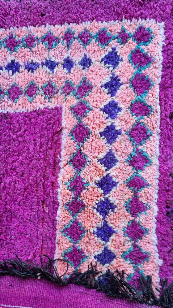 Image 1 of Vintage berber vloerkleed, marokaans tapijt paarse