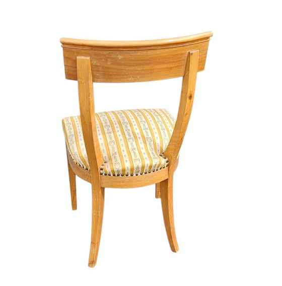 Sedie Biedermeier in Legno di Ciliegio Abbinate, Set Tavolino, Consolle a Treppiede – Set da pranzo (photo 9 of 24)
