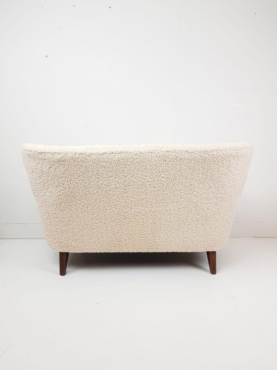Divano Artifort | Panchina Teddy in tessuto color crema Theo Ruth, appena rivestita – Divani 2 posti, Wood (photo 7 of 8)