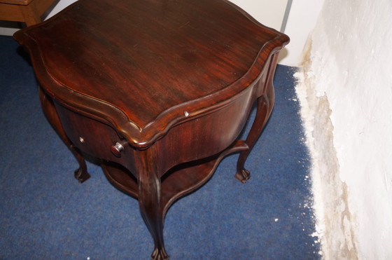 Image 1 of bellissimo tavolo in mogano pesante con extra