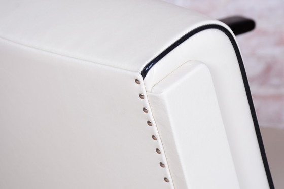 Pair of Restored Bauhaus Armchairs, by W. Gispen, Mücke-Melder, Czech, 1930s – Leather, Metal (photo 3 of 8)
