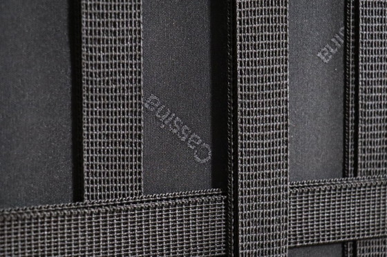 Image 1 of Poltrone Cassina Lc3 di Le Corbusier in pelle color crema, Italia anni '80