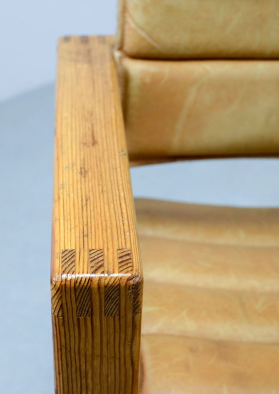 Image 1 of Mid-Century Pair of Dutch Design Camel Leather Cubic Pinewood Side Chairs by Ate van Apeldoorn for Houtwerk Hattem. 1960s.