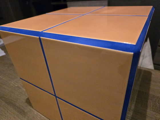 Image 1 of Mesa de azulejos 30x30x30H Naranja y Azul