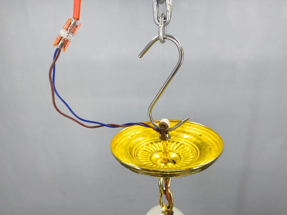 Image 1 of Art Deco kroonluchter van messing en opaalglas, Tsjechoslowakije