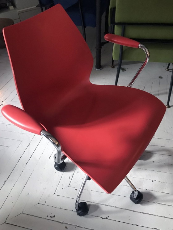 Image 1 of Chaise de Bureau Vintage • Maui • Vico Magistretti • Kartell • 1996