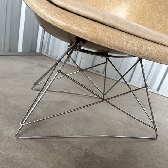 Image 1 of Poltrona Eames LAR, Charles Eames e Ray Eames, Herman Miller
