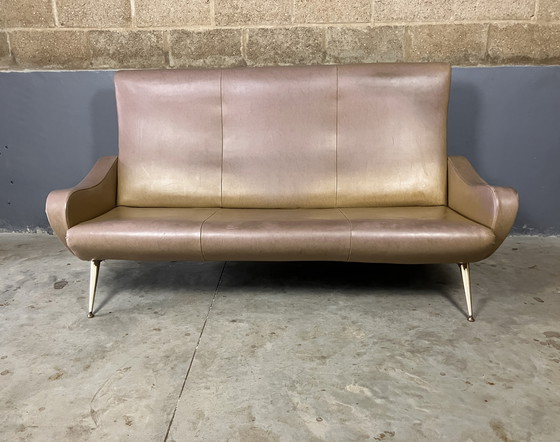 Image 1 of Canapé trois places Skai Mid Century