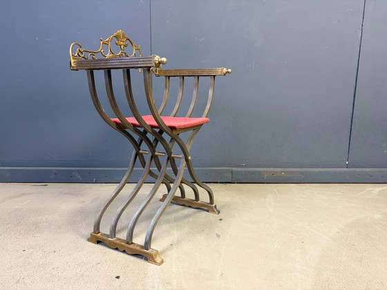 Silla Dante de estilo renacentista, década de 1960. – Sillas y sillones, Metal, Textile (photo 6 of 13)