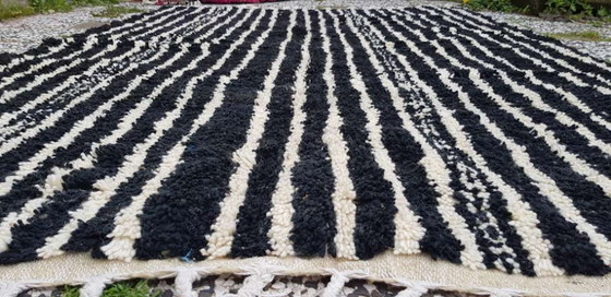 Image 1 of Hand-knotted Berber wool rug 242x165cm