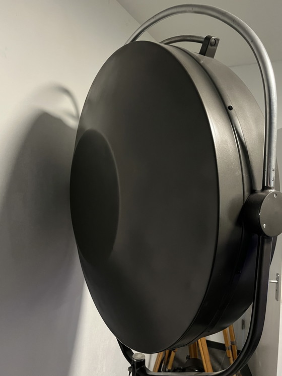 Image 1 of Lampe opératoire XXL sur trépied Nike