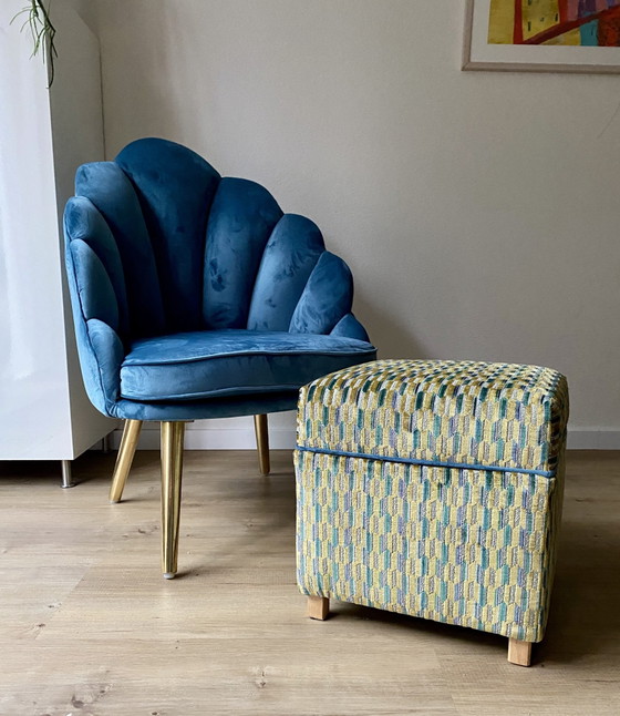 Pouf unico riciclato, velluto con motivo grafico, Ikea, Poggiapiedi e pouf, Legno, Multicolore (foto 3 di 10)