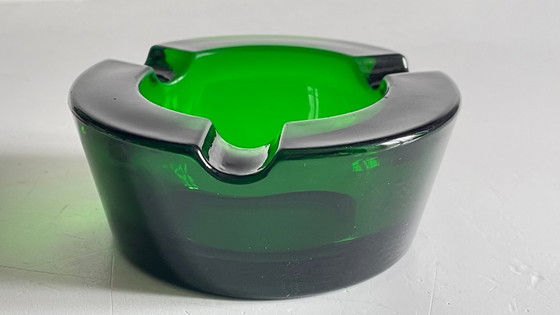 Image 1 of Vintage Aschenbecher aus grünem Glas