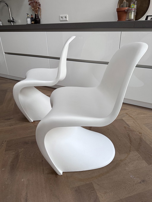 2x Vitra Panton dining room chair