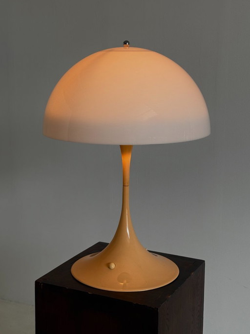 Louis Poulsen Panthella table lamp Verner Panton beige base