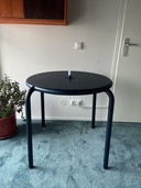 Tavolo Fatboy Toni Bistreau in blu scuro