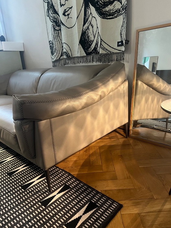 Sofá de cuero de lujo Calia Italia "Elisir" en Taupe - ¡Excelente estado! – Sofás de 2 plazas, Leather (photo 4 of 6)