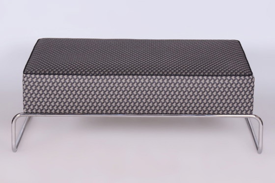 Mesa otomana Bauhaus restaurada, cromada, con tapicería nueva, checa, década de 1930. – Reposapiés y pufs (photo 11 of 12)