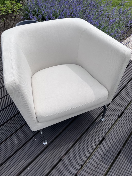 2 x fauteuils Vitra Suita en très bon état