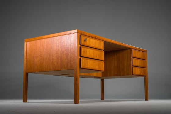 Image 1 of Escritorio ejecutivo de mediados de siglo Modelo 77 de Omann Jun Møbelfabrik, años 60