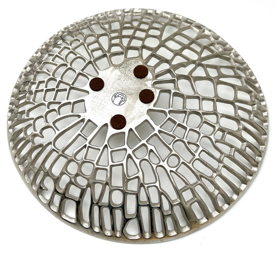 Image 1 of Decoratieve metalen schaal / fruitschaal – NU H.P. Design
