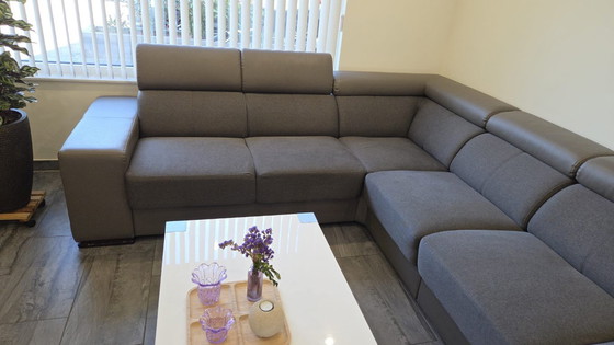 Image 1 of Ruime 5-delige hoekbank met verstelbare hoofdsteunen