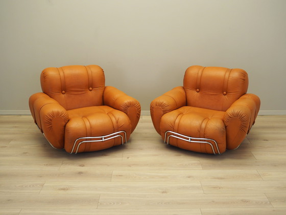 Image 1 of Ensemble de fauteuils orange, design de l'âge de l'espace, années 1960, production : Italie