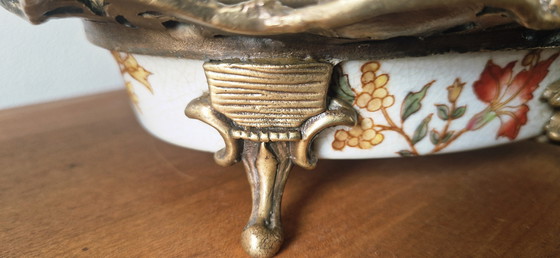 Image 1 of Badkameraccessoires- Porselein en brons - Napoleon III stijl