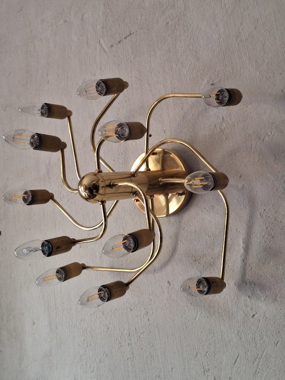 Lampadario a Spirale Mid-Century in Ottone a 3 Livelli con 12 Luci, Anni '60 – Plafoniere, Brass (photo 5 of 7)