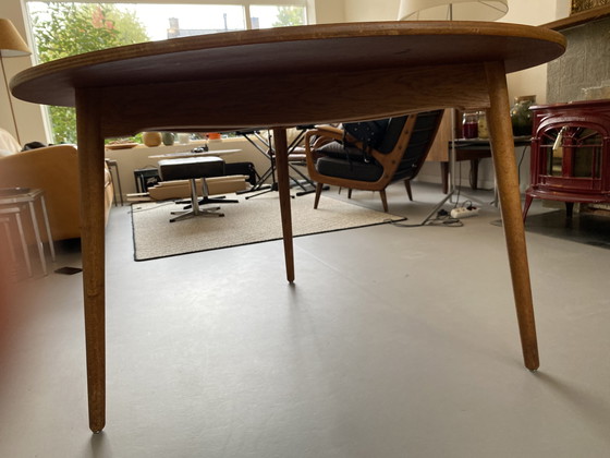Image 1 of Hans J. Wegner voor Fritz Hansen FH4602 tafel