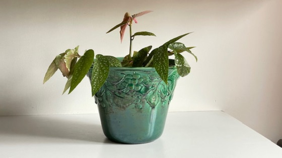 Image 1 of Cache-POT Barbotine GIEN France Vintage