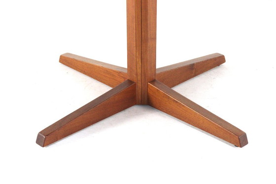 Image 1 of Table ronde de salle à manger danoise 'Lunde' en teck massif vintage