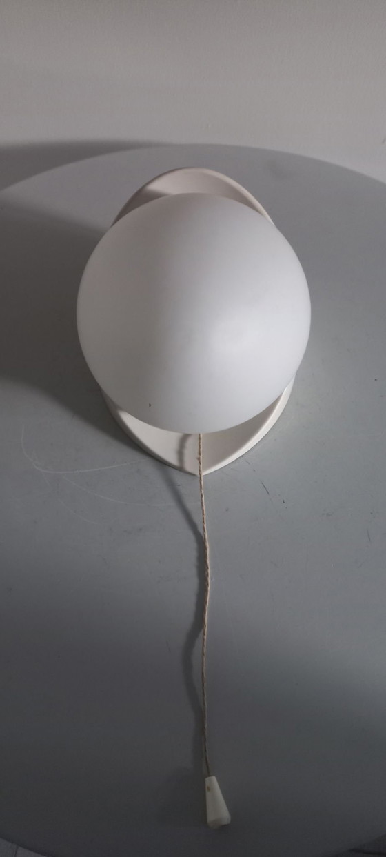 iGuzzini Bugia Wall Lamp Table Lamp Giuseppe Cormio 70s, Glass, Plastic, Creme (photo 6 of 10)