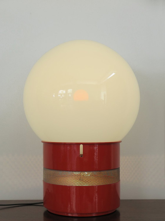 Mezzo Oracle Table lamp by Gae Aulenti for Artemide, Italy, 1969, Red (photo 2 of 14)