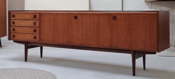 Image 1 of Credenza di metà secolo