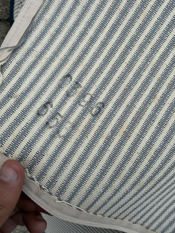 Image 1 of Pelle originale Ligne Roset Togo blu petrolio 100% autentica