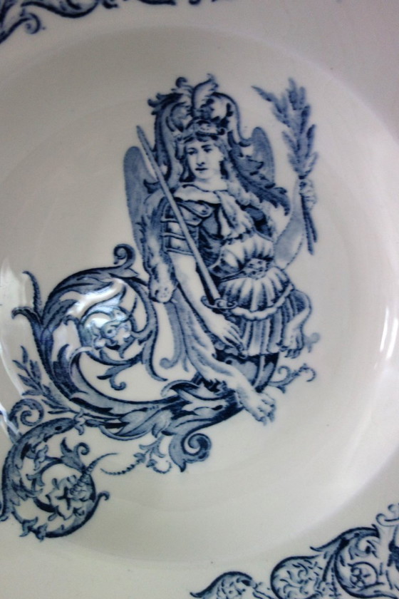 Image 1 of 11 Piatti Terre de Fer Clairefontaine rinascimentali del XIX secolo