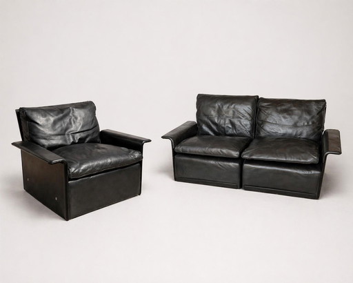 Sillón de piel y sofá modular de 2 plazas de la serie 620 de Dieter Rams para Vitsoe.