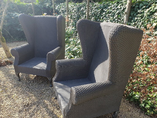 2 BOREK lounge chairs