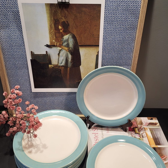 Image 1 of 10 platos de desayuno Holland Houses de color azul claro de 21,5 cm