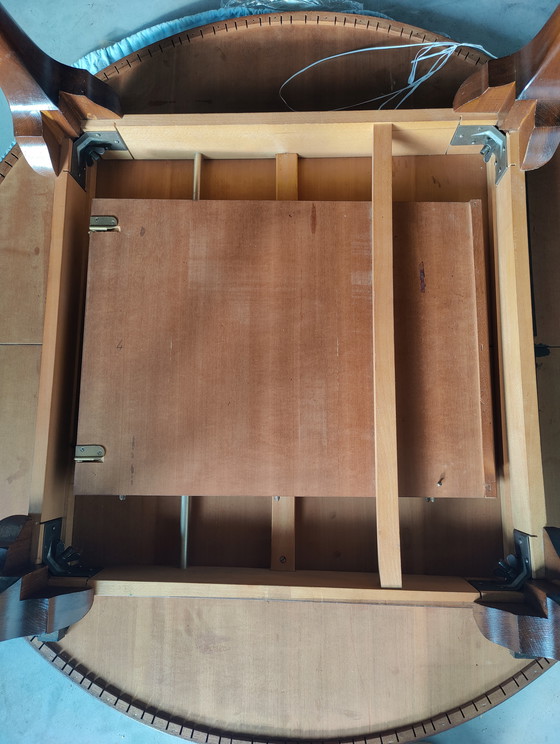 Image 1 of Victorian style dining table